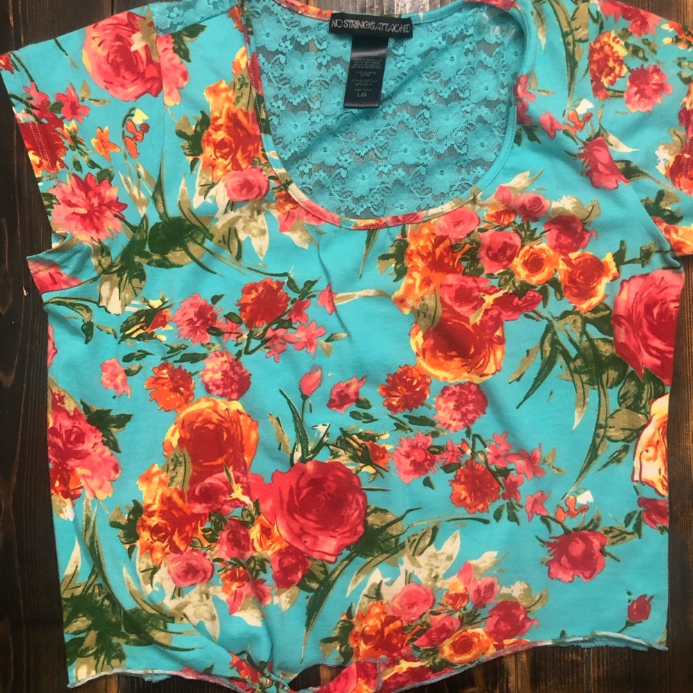 NO STRINGS ATTACHED Bright & Vibrant Floral Tie Front T-Shirt w/Lace Back